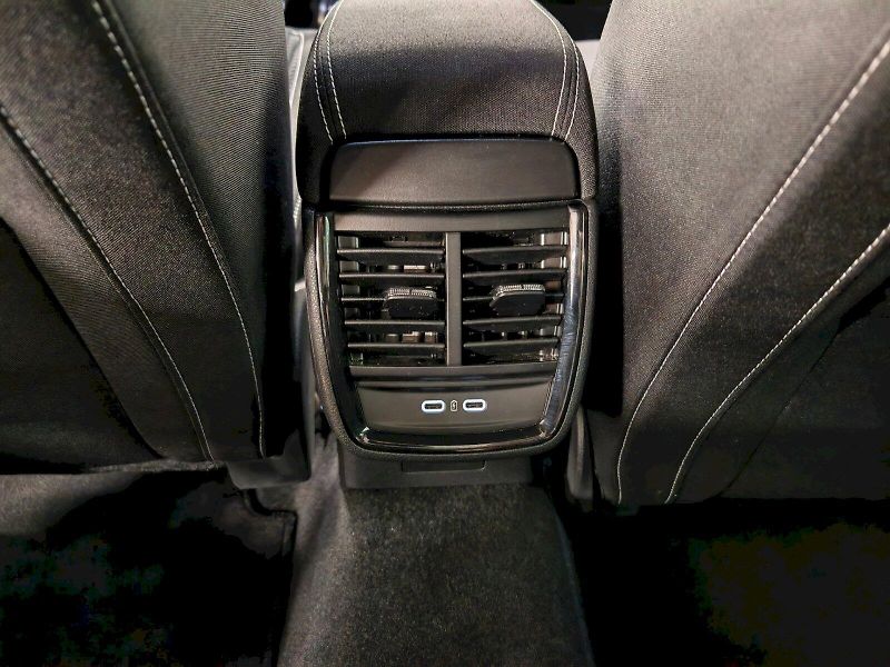Škoda Kamiq (2025) 1.5 TSI 110 kW DSG Monte Carlo - fotka 26 z 31