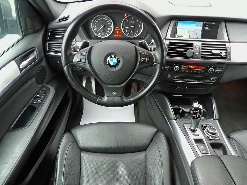 BMW X6 M50d LED HUD Softclose ČR - fotka 6 z 32