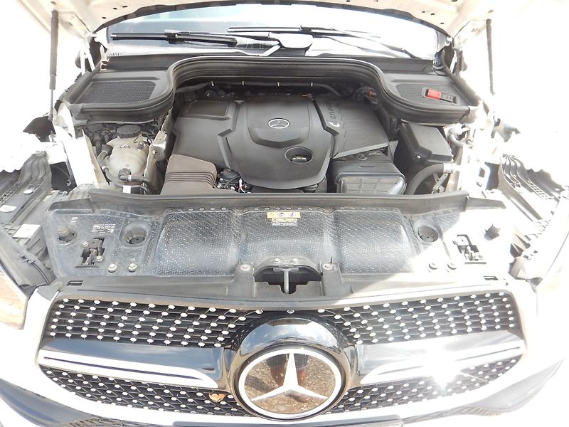 Mercedes-Benz GLE 400 D 4MATIC, ČR - fotka 31 z 33