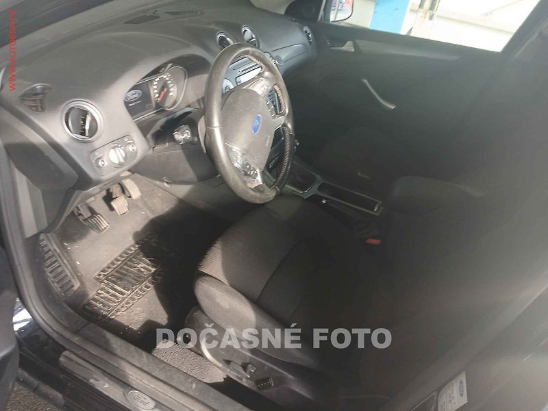 Ford Mondeo (2011) 2.2 TDCi, servis.kniha - fotka 3 z 3