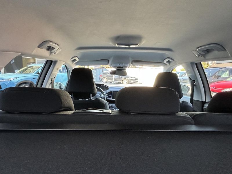 Peugeot 308 SW 1,2 PureTech 130k MAN6  - fotka 7 z 13