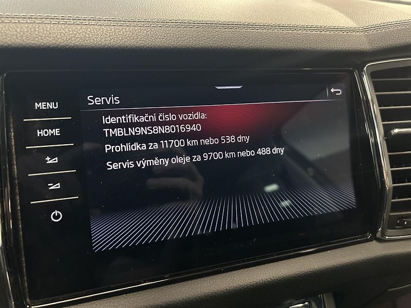 Škoda Kodiaq (2022) 2.0TDi L&K DSG 4x4 LED TZ - fotka 16 z 40