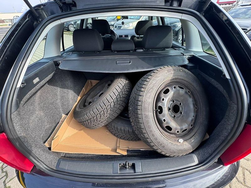 Škoda Fabia (2005) 1,4i 55 KW 1. MAJITEL STK KOLA - fotka 40 z 50