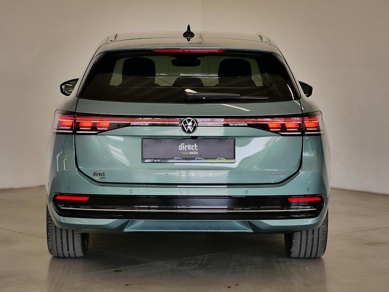Volkswagen Passat - fotka 6 z 25