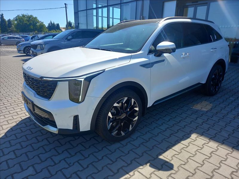 Kia Sorento 2,2 7P 4x4 8DCT TOP (2026) - fotka 2 z 6