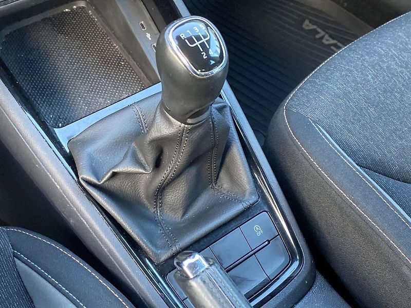 Škoda Scala (2023) 1.0 TSI Style - fotka 13 z 32