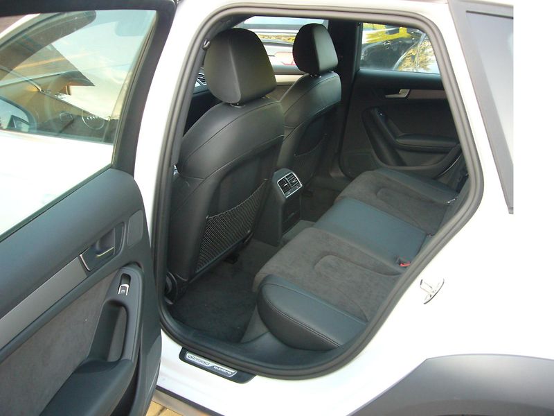 Audi A4 Allroad 3,0TDi QUATTRO - fotka 9 z 25