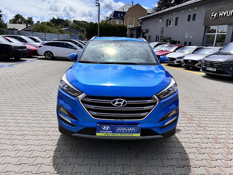 Hyundai Tucson 4x4, STYLE,TAŽNÉ,1.MAJITEL - fotka 2 z 26