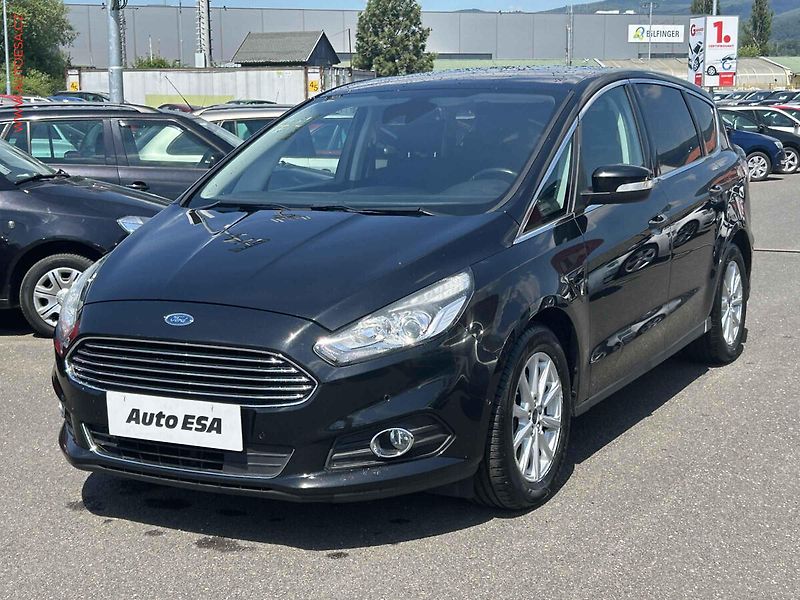 Ford S-MAX (2015) 2.0, ČR - fotka 3 z 20