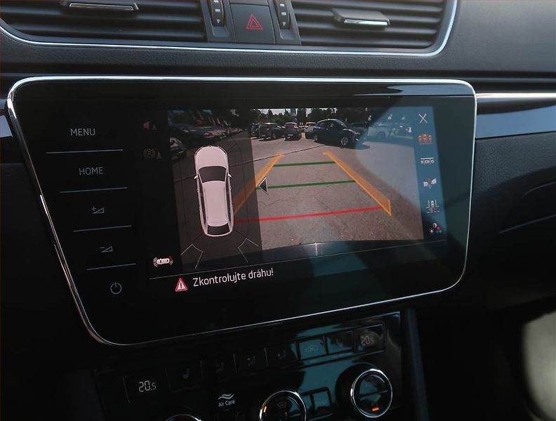 Škoda Superb (2019) Laurin&Klement 2.0 TDI - fotka 18 z 26