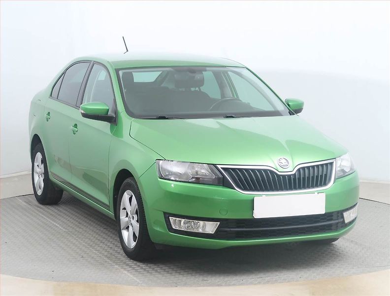 Škoda Rapid (2015) Elegance 1.4 TDI, Tempomat - fotka 1 z 14