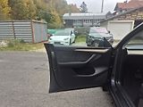 Tesla Model Y RWD 220kw TZ SOH 93,6 % - náhled 36