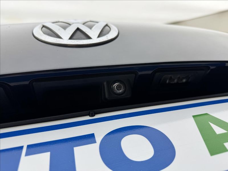 Volkswagen Touareg 3,0 ACC 360° TZ PEČLIVÝ SERVIS - fotka 47 z 49