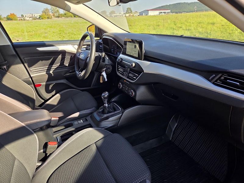 Ford Focus (2019) 1.0i-ČR-1.MAJITEL-SERVIS-SUPER - fotka 13 z 15