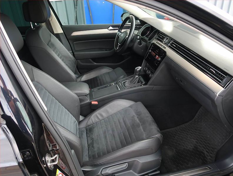 Volkswagen Passat (2019) Highline 2.0 TDI, Automat - fotka 9 z 22