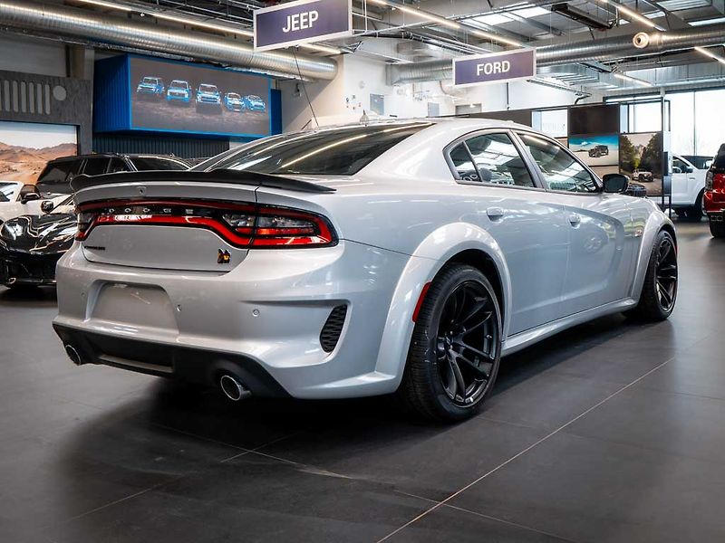 Dodge Charger (2023) 6.4 Scat Pack Widebody 6.4 V8 - fotka 8 z 35