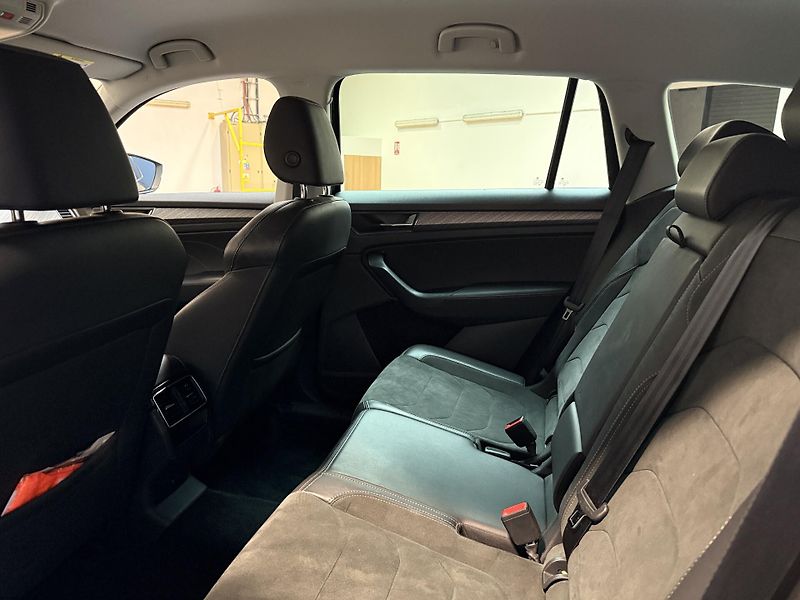 Škoda Kodiaq 2.0 TDI 110 kW Style 4x4 DSG - fotka 12 z 15