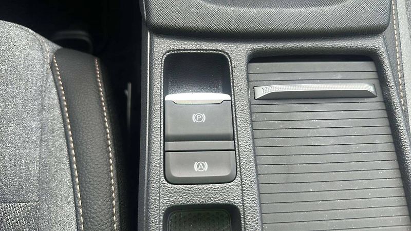Škoda Octavia Combi Top Selection 2,0TDI 110 - fotka 19 z 31