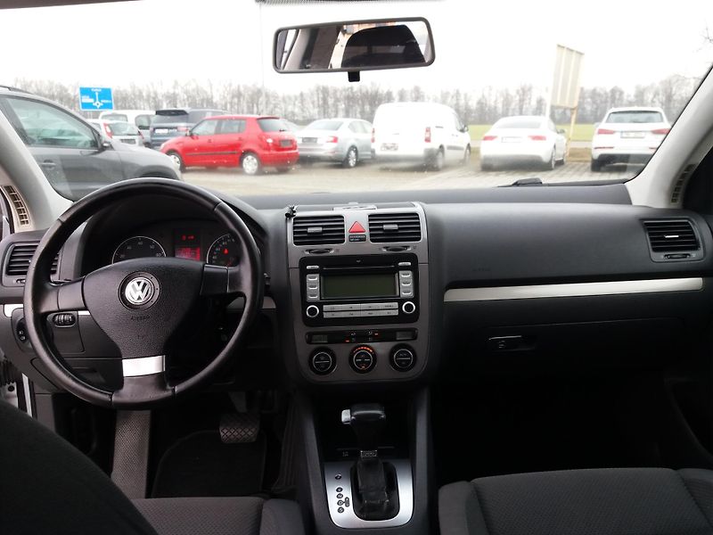 Volkswagen Golf 1.4TSi,103kW,DSG,DIG.KLIMA! - fotka 8 z 21