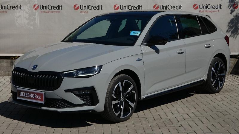 Škoda Scala 1,5TSI DSG Monte Carlo - fotka 1 z 24