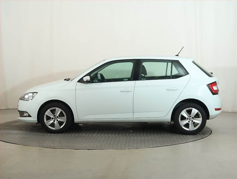 Škoda Fabia (2019) Ambition 1.0 TSI, Automat - fotka 3 z 15