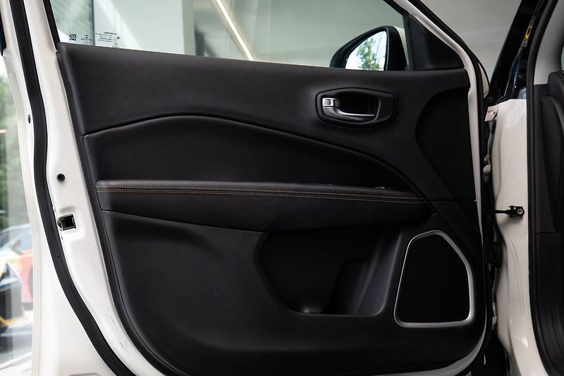 Jeep Compass - fotka 7 z 21