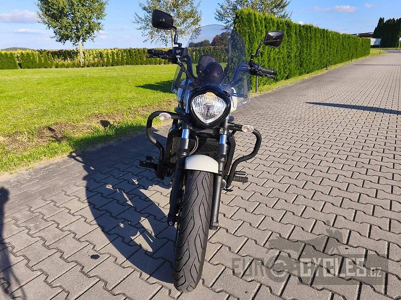 Kawasaki Vulcan S - fotka 19 z 21
