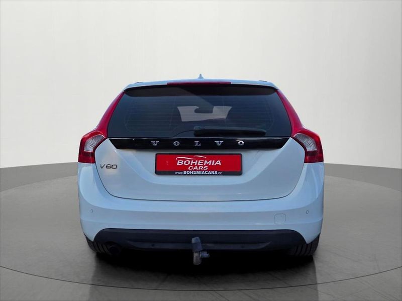 Volvo V60 2,0 120 KW D3 Automat tažné - fotka 7 z 27