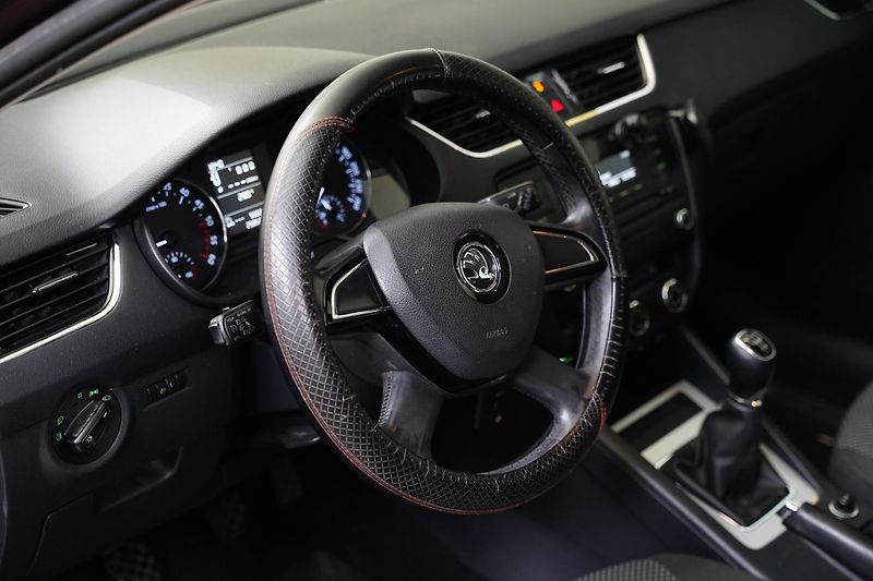 Škoda Octavia - fotka 14 z 21