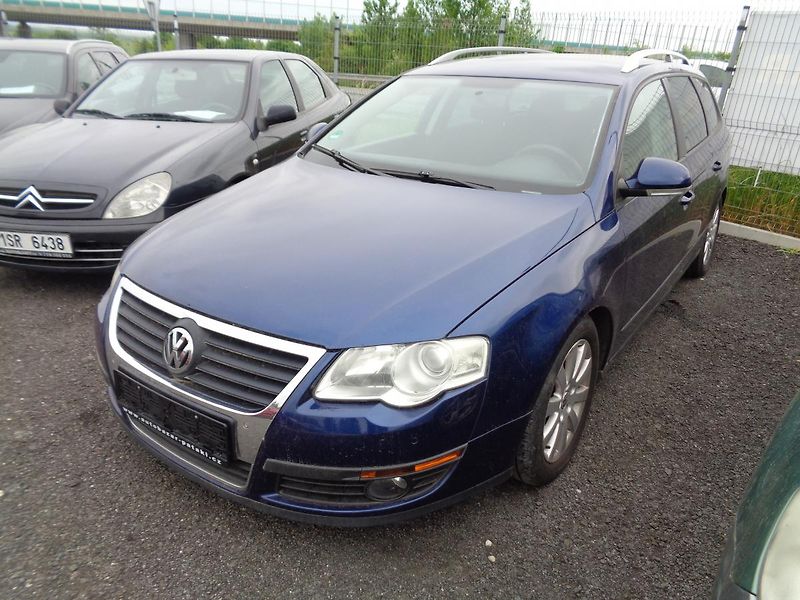 Volkswagen Passat 2,0 TDI - fotka 3 z 13
