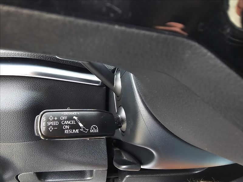 Škoda Karoq 1,5 TSi 110 KW DSG STYLE+ KŮŽE - fotka 18 z 49