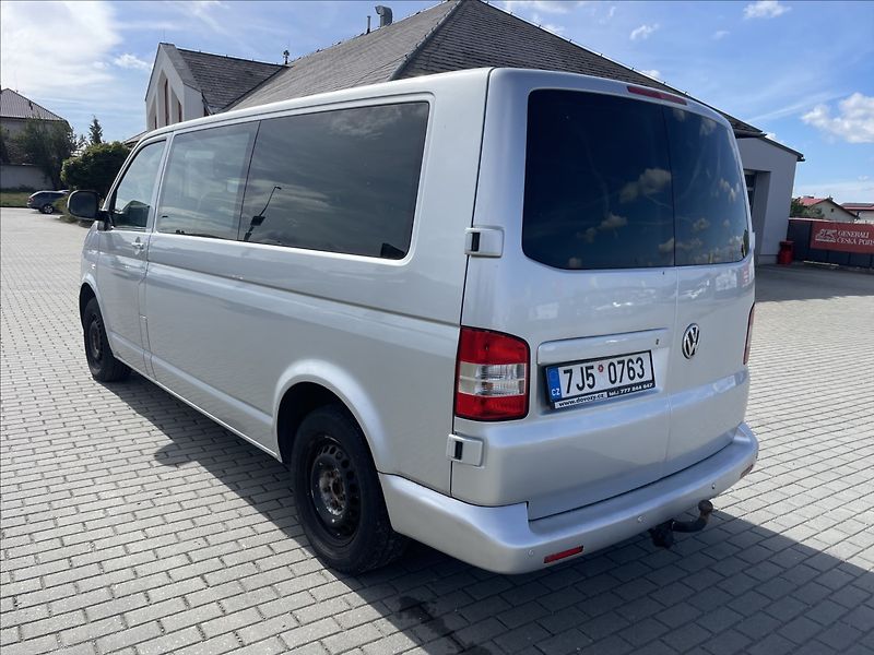 Volkswagen Transporter 2,0 TDI 103kw LONG 6míst Klima - fotka 3 z 40