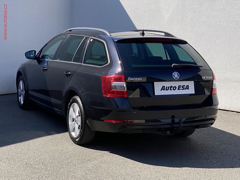 Škoda Octavia (2020) 1.6TDI, ČR, Ambition, AC - fotka 6 z 17