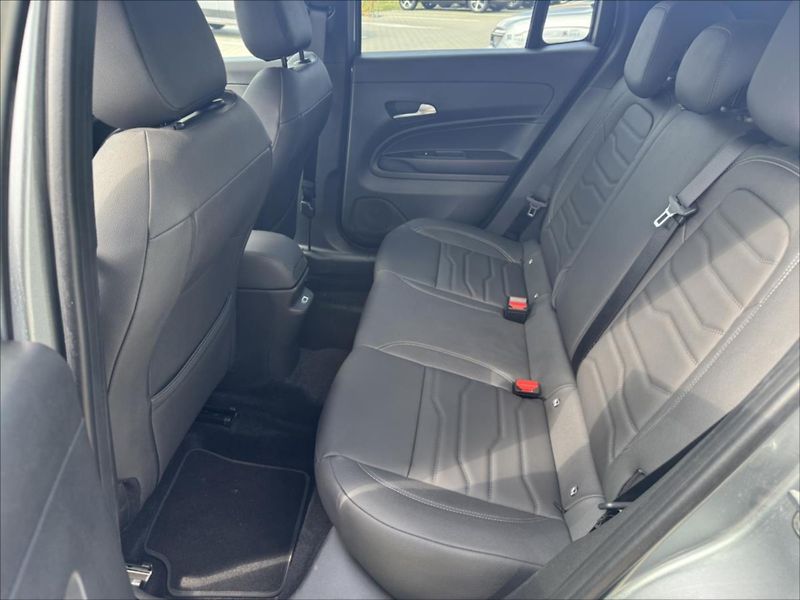 Jeep Avenger (2024) 156K 54kWh  Summit Electric - fotka 10 z 15