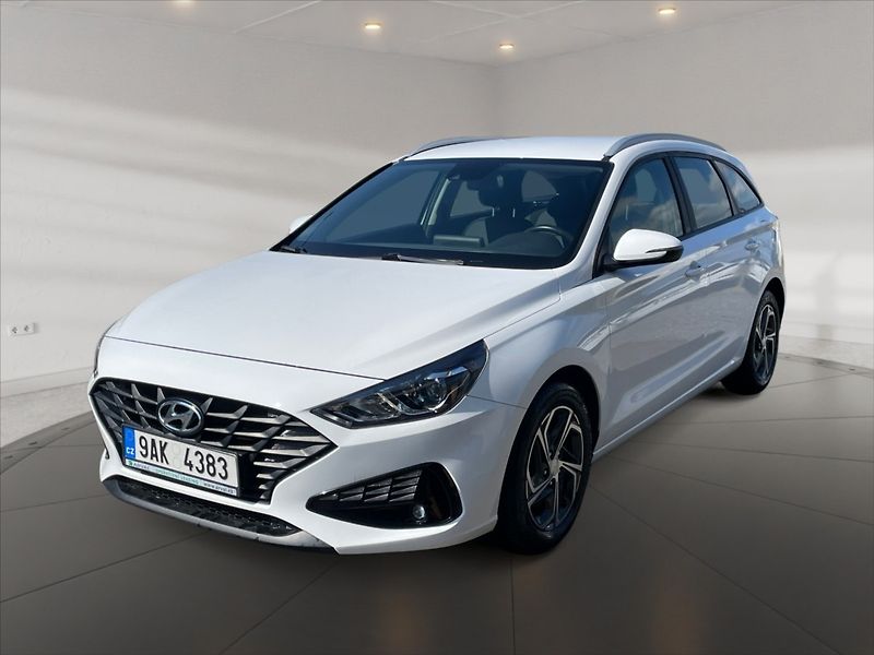 Hyundai i30 1,0 TGDI Family Comfort - fotka 3 z 11
