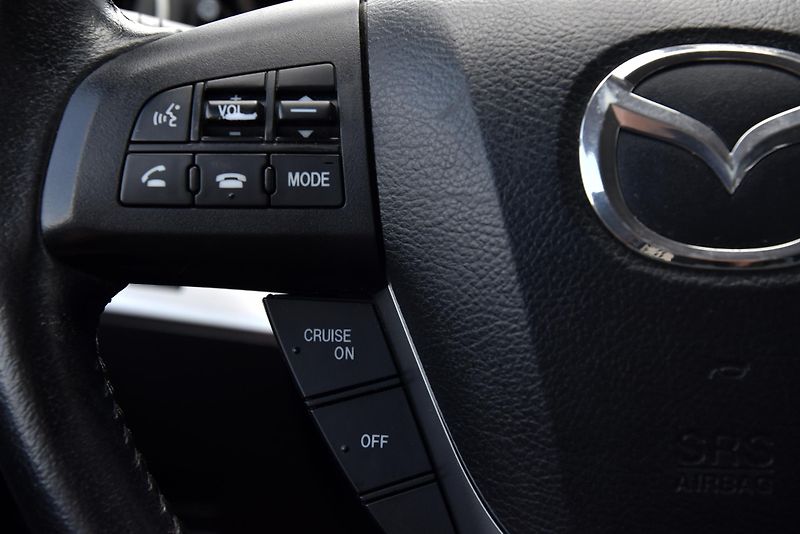 Mazda 3 2.2 MZR-CD 6st,KLIMA,TEMP,ALU - fotka 13 z 40
