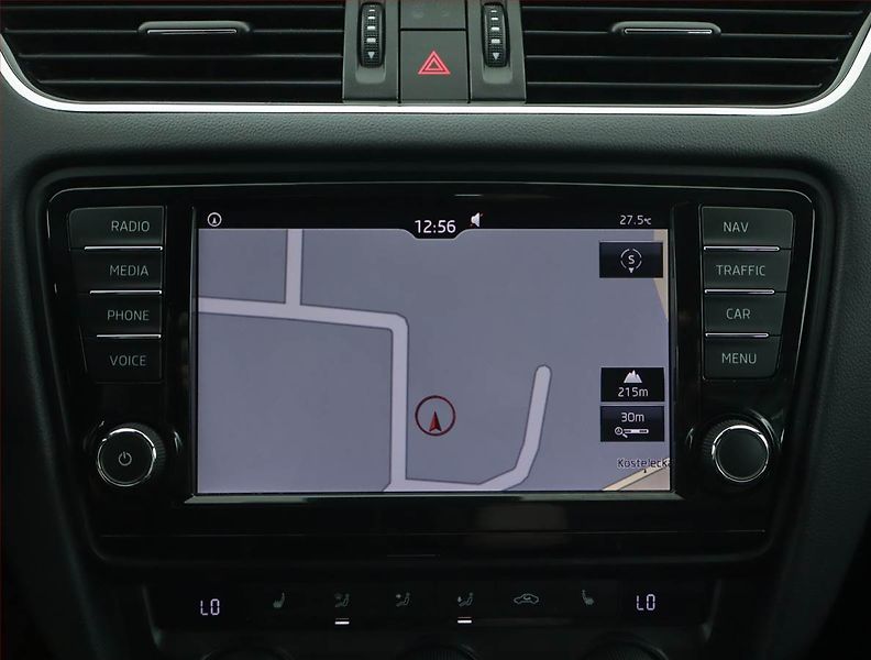 Škoda Octavia (2015) RS 2.0 TSI, Automat - fotka 18 z 19