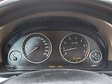 BMW Řada 5 (2010) 3.0i mat – NAVI - náhled 22