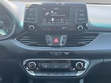 Hyundai i30 (2018) TRIKOLOR COMFORT 1.0 T-GDi 88k - náhled 15