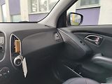 Hyundai ix35 2,0 CRDi 4WD + pneu  - náhled 22