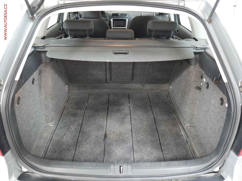 Škoda Octavia (2009) 1.9TDI, AC, temp - fotka 7 z 15