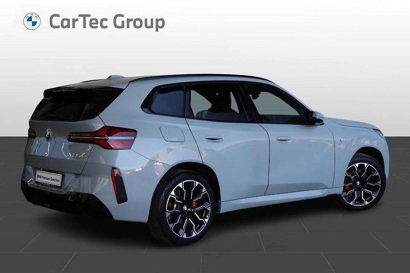 BMW X3 30e xDrive - fotka 6 z 31