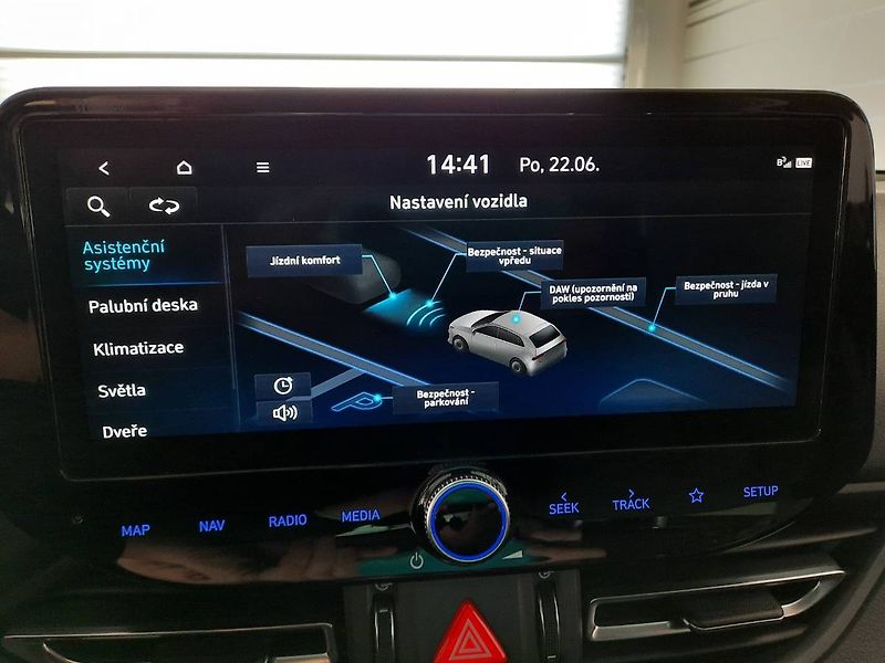 Hyundai i30 (2023) WG 1.5 T-GDI (117kW/159k) - fotka 15 z 20