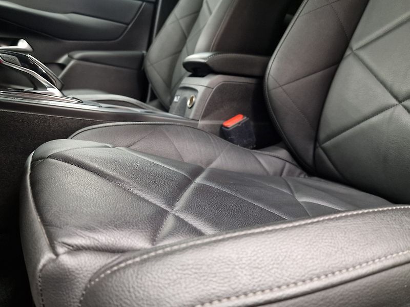 DS Automobiles DS3 Crossback (2023) 54 kWh Exclusive | Záruka - fotka 19 z 58