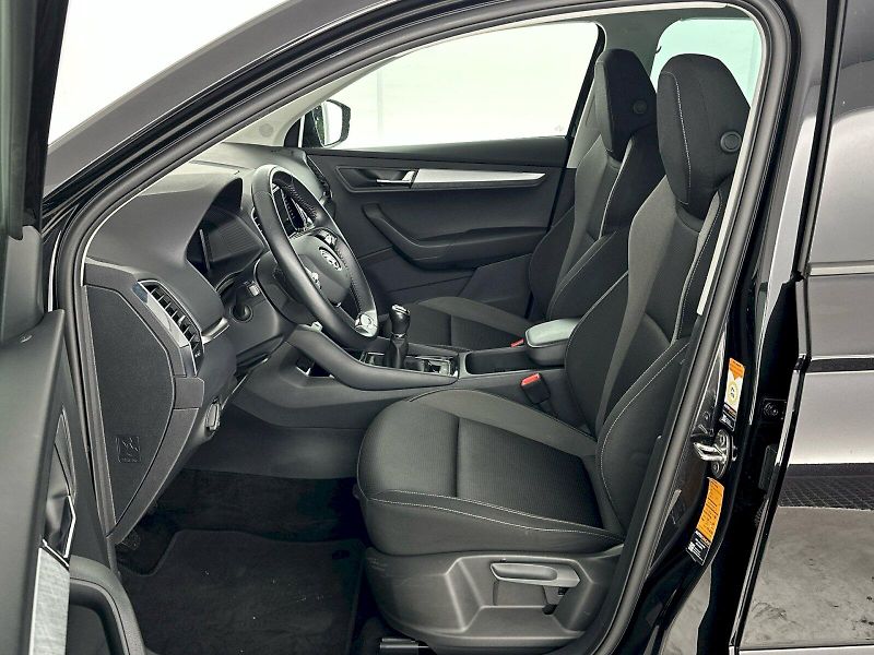 Škoda Karoq (2022) 1.5TSI 110kW Ambition Tour - fotka 7 z 31