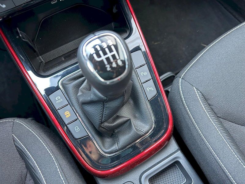 Škoda Fabia (2025) Monte Carlo 1.0 TSI 85 kW - fotka 27 z 32