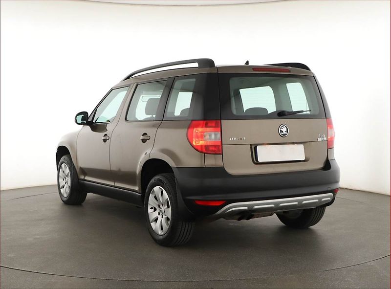 Škoda Yeti (2009) 2.0 TDI, 4X4, Serv.kniha - fotka 4 z 12