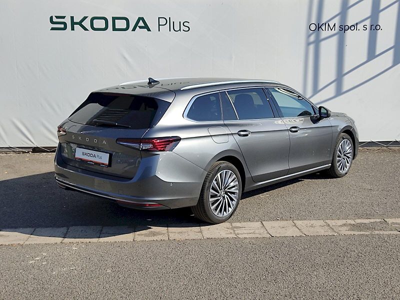 Škoda Superb (2025) Combi L&K 1,5 Tsi 110 Kw DSG - fotka 2 z 43