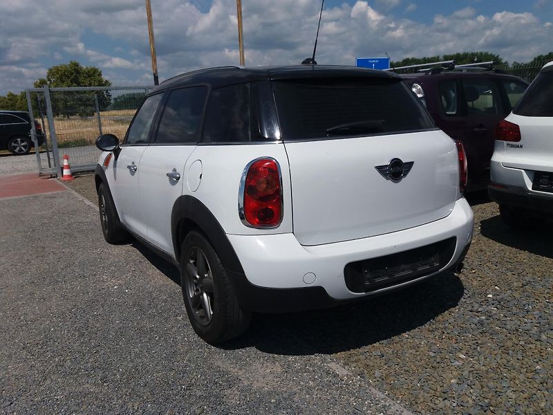 Mini Countryman 1.6i,90kW,AUTOMAT,NAVI,EL.ŠÍBR - fotka 5 z 20