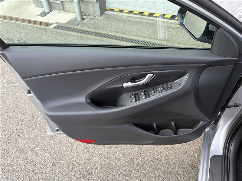 Hyundai i30 (2026) 1,6 T-GDI DCT  WG FL Go Czech - fotka 8 z 23